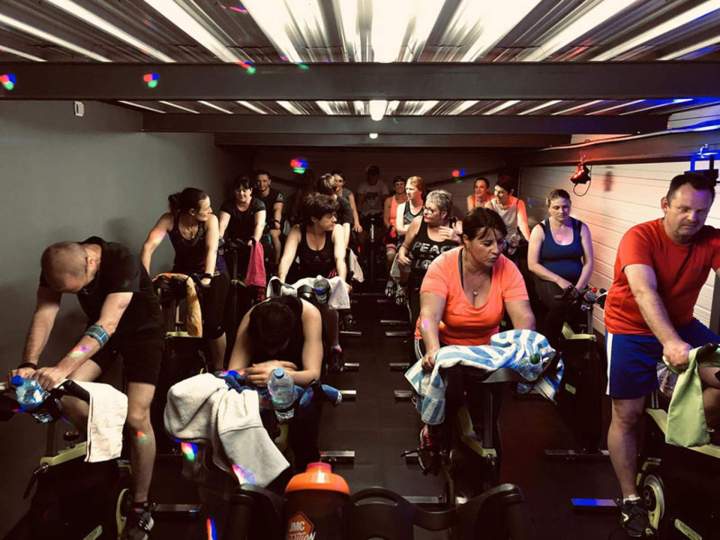 Séance cardio collectif à Riom